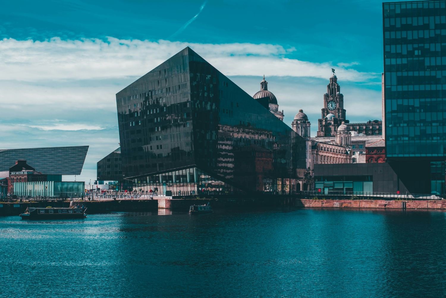 Liverpool city image